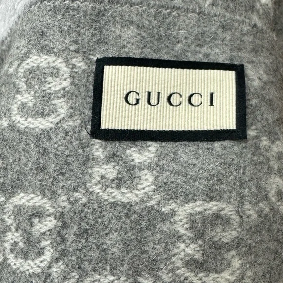Auth Gucci Grays GG Supreme Monogram Cashmere Wool Blend Muffler Scarf Stole